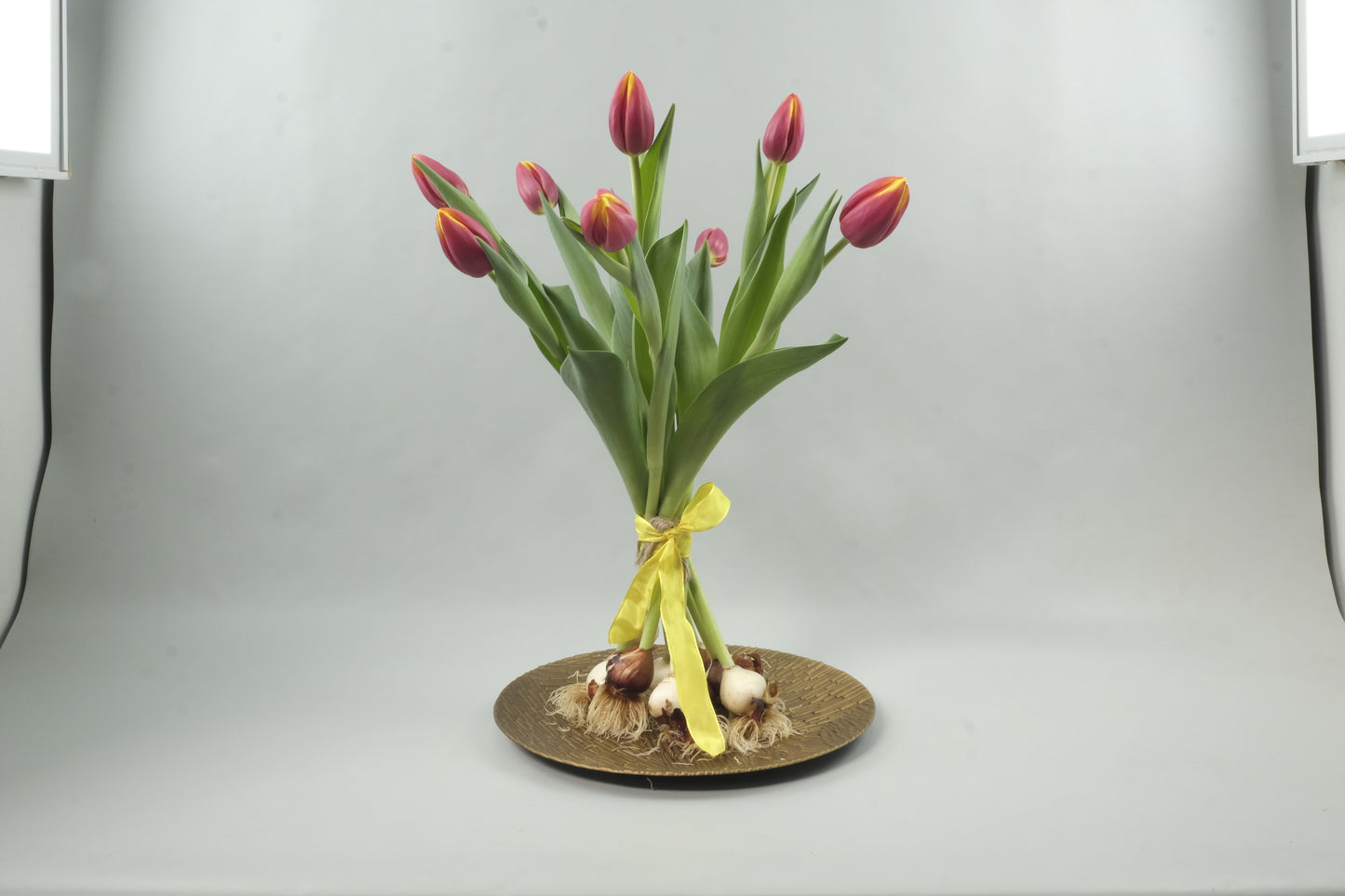 Red/yellow tulips - 9 stems
