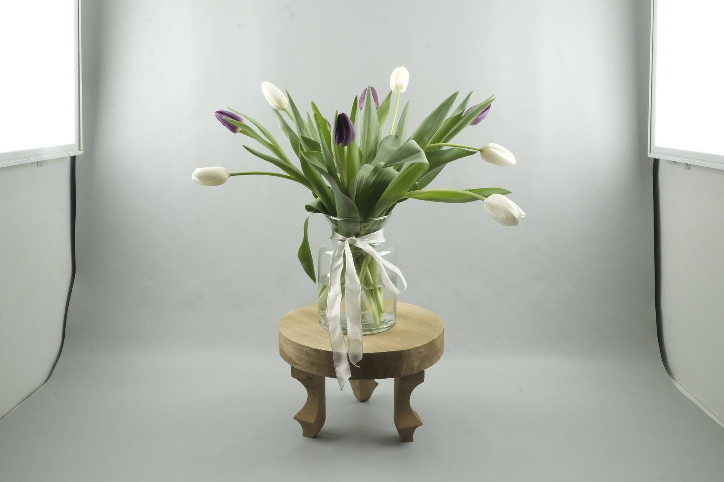 Mix purple and white tulips - 9 stems