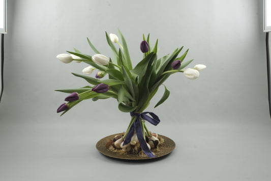 Mix purple and white tulips - 15 stems